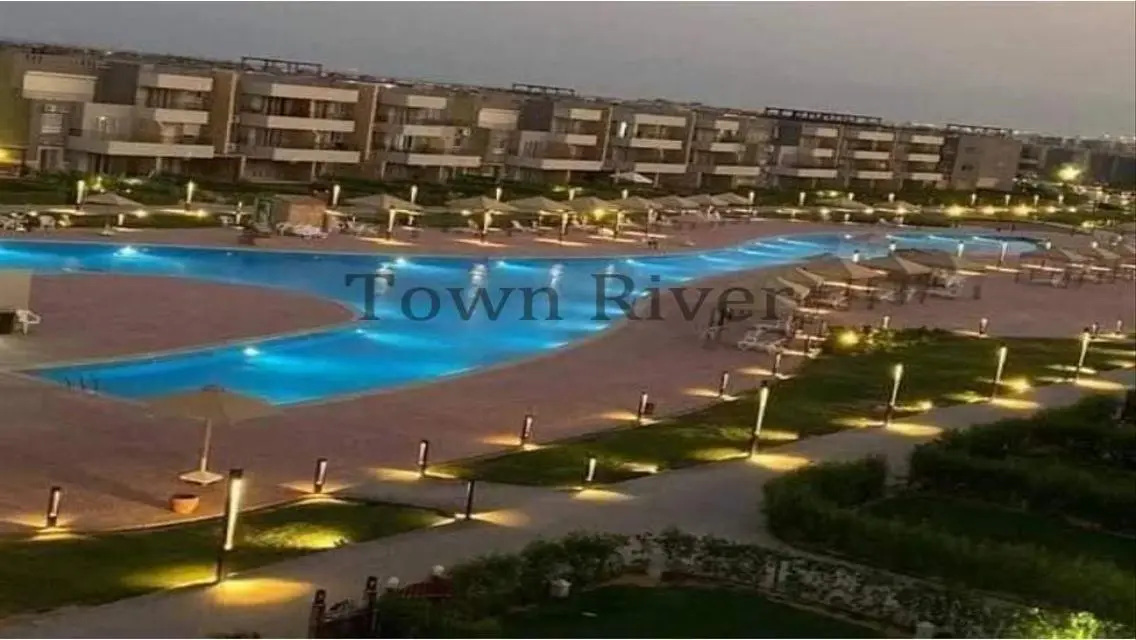 Luxury Apartment for Sale with Scenic Lake View