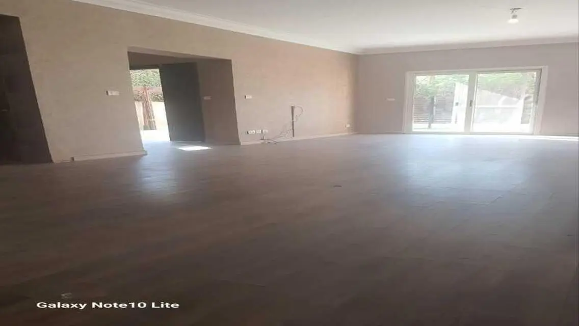 Luxurious Apartment with Stunning Views and Premium Amenities for Sale
