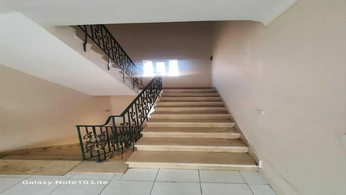 فيلا للايجار القانون بالرحاب بسعر لقطه