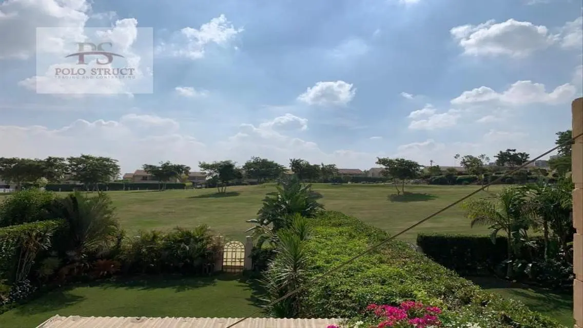 للبيع فيلا فى ٤٥١متر - سوبر لوكس تشطيب - فيو جولف