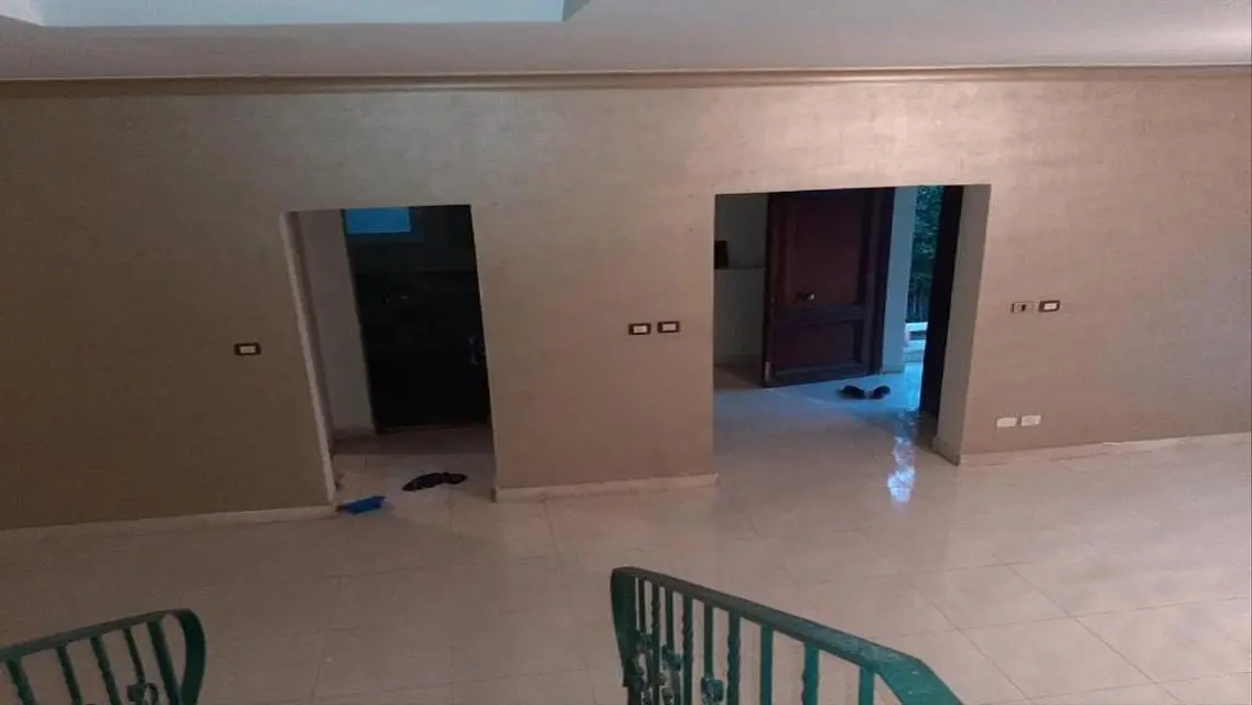 Luxury Apartment with Private Garden in Marina
