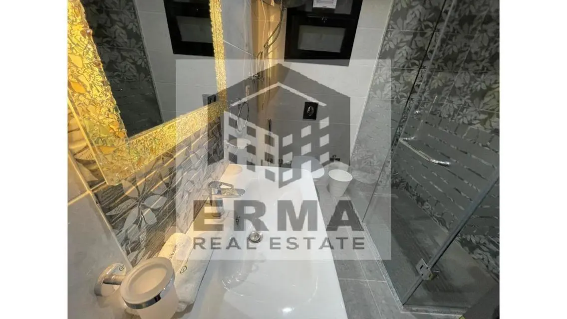 Apartment with garden for rent in Villette Sky
