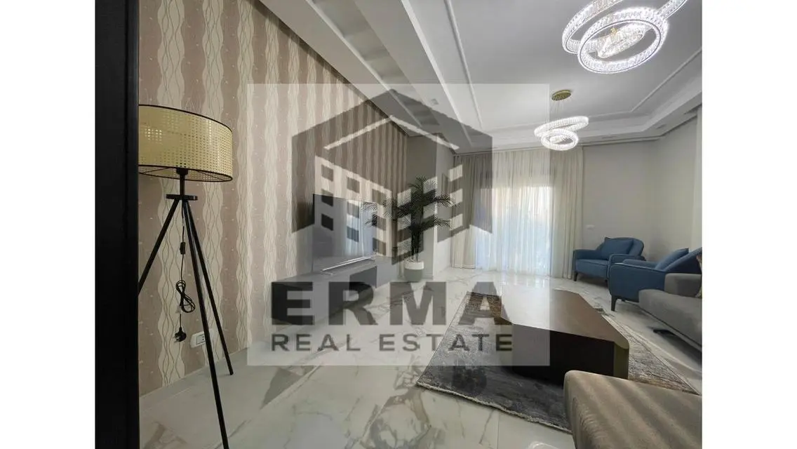 Apartment with garden for rent in Villette Sky