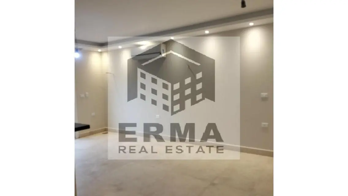 Apartment with garden for rent in Hyde Park