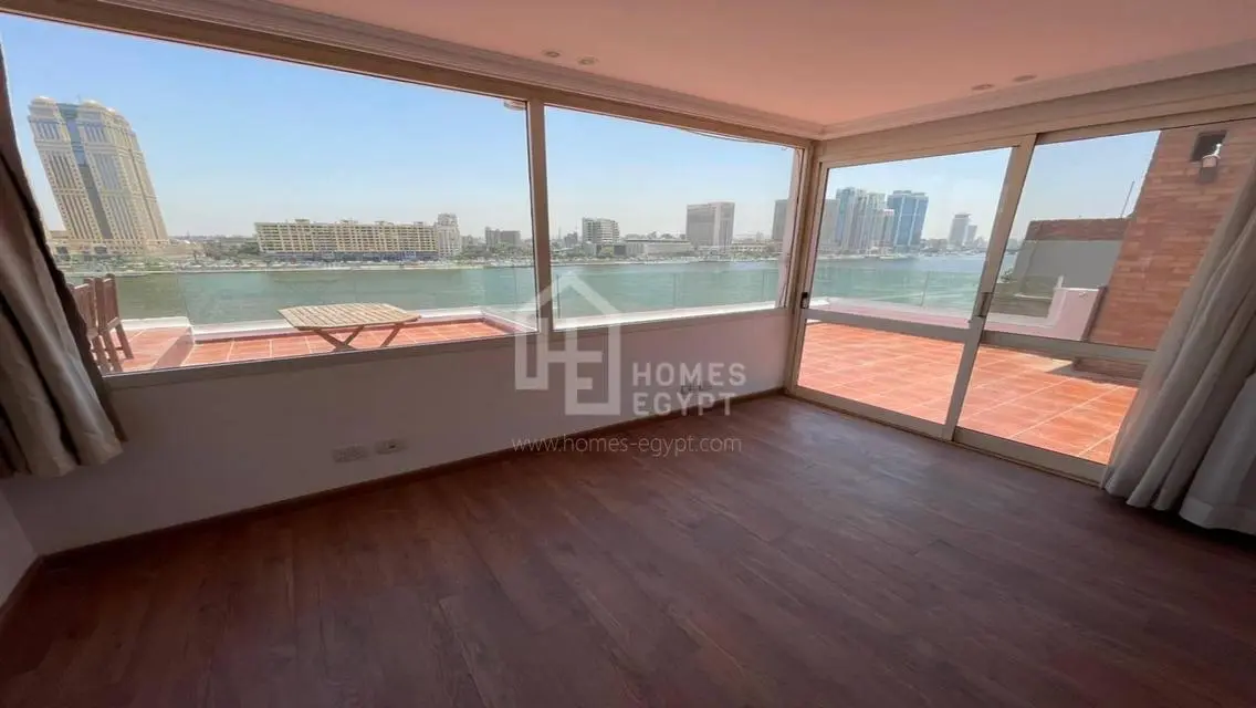 Marvelous Nile View Renovated Penthouse in Zamalek
