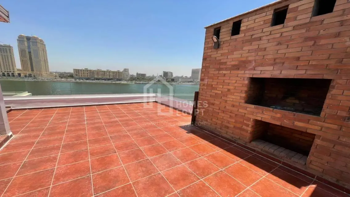 Marvelous Nile View Renovated Penthouse in Zamalek