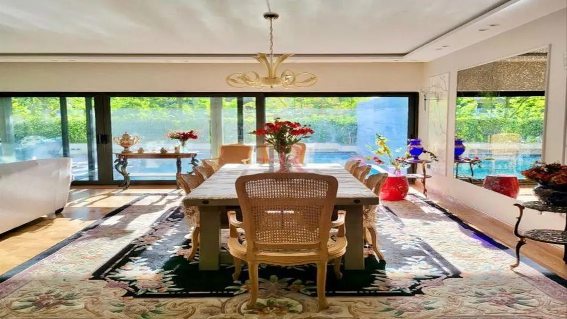 Apartment with private pool for rent in lake view