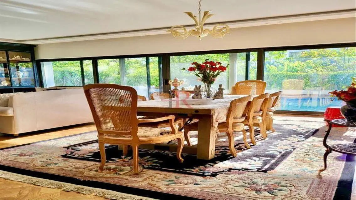 Apartment with private pool for rent in lake view