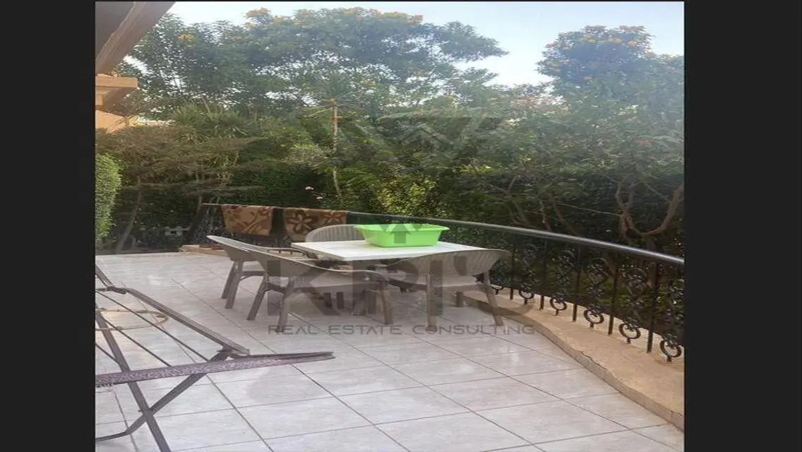 RESALE Finished APT+Garden in Rehab-LANDSCAPE View