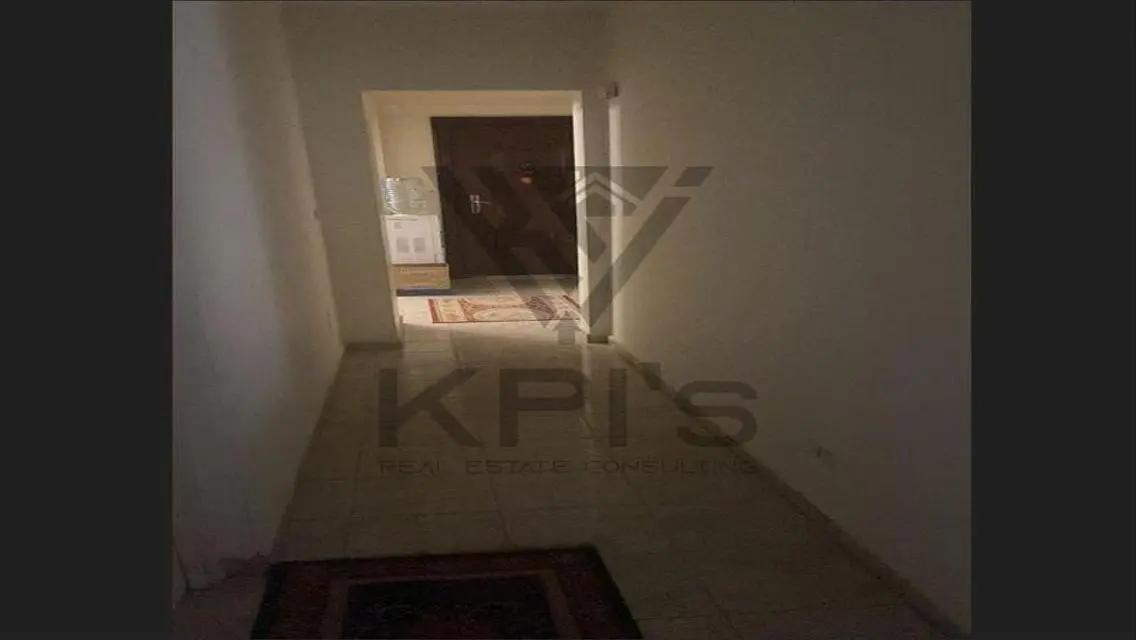 RESALE Finished APT+Garden in Rehab-LANDSCAPE View