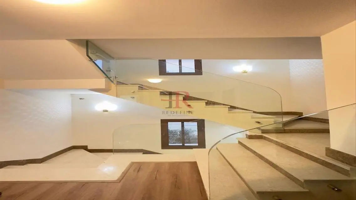 ultra super lux finishing villa for rent in mivida