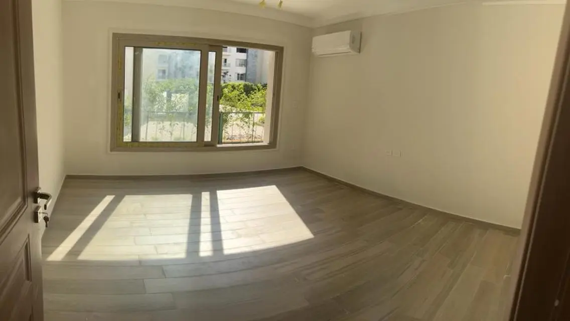 Stunning Apartment for Sale in Goldmark with Modern Design