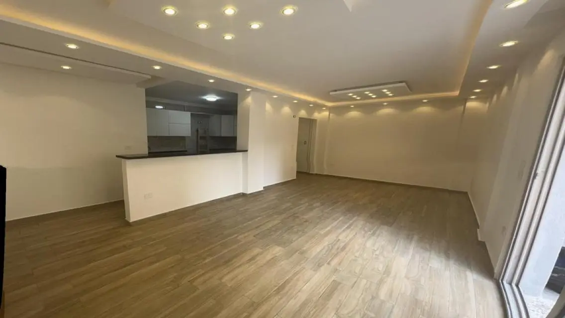 Stunning Apartment for Sale in Goldmark with Modern Design