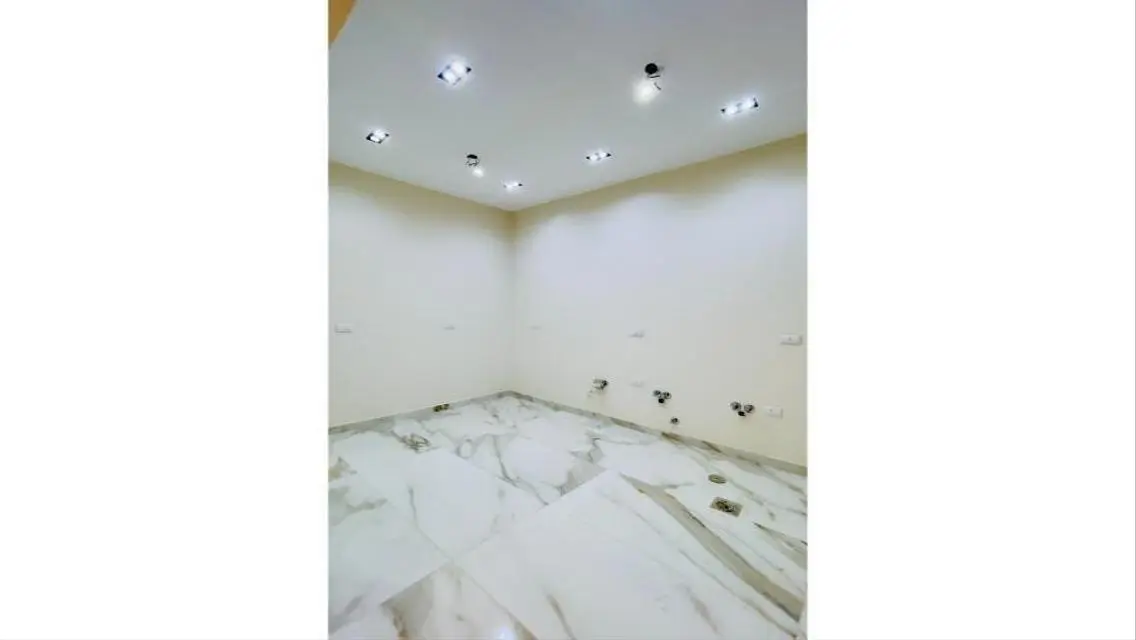 شقة فاخرة للبيع بحجم واسع