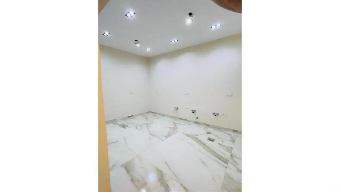 شقة فاخرة للبيع بحجم واسع