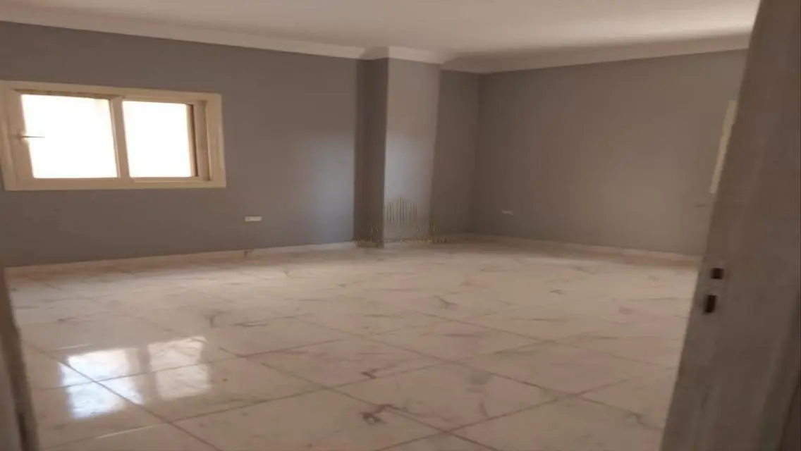 شقه ١٨٠م متشطبه بسعر لقطه المستثمرين الجنوبيه