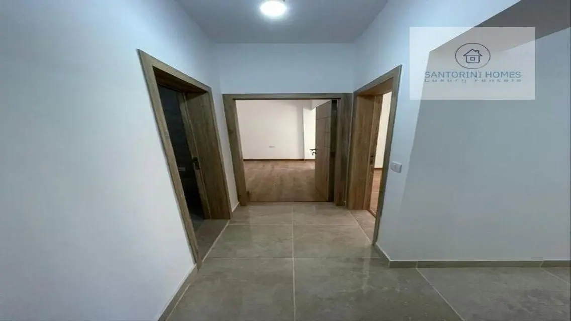 Luxury Apartment for Rent in Santorini - 160 Square Meters