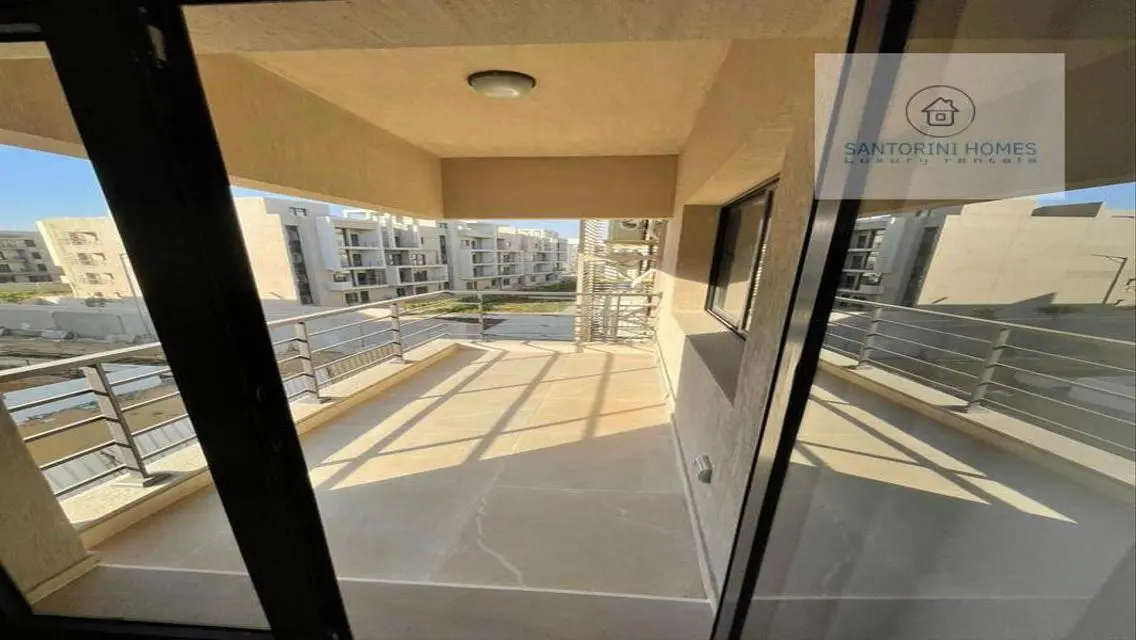 Luxury Apartment for Rent in Santorini - 160 Square Meters