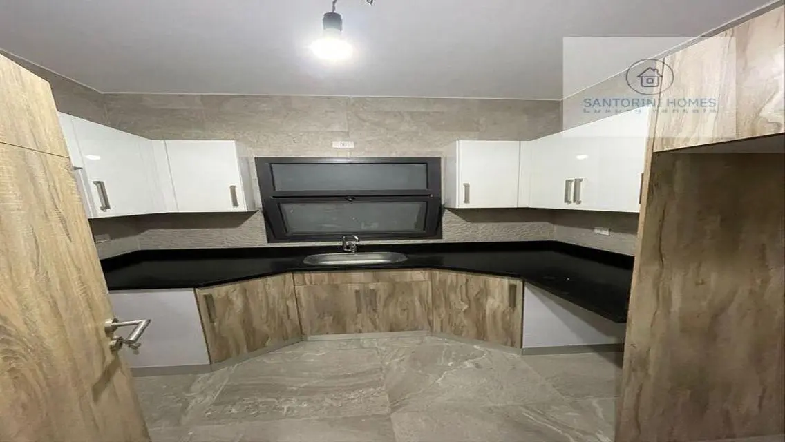 Luxury Apartment for Rent in Santorini - 160 Square Meters