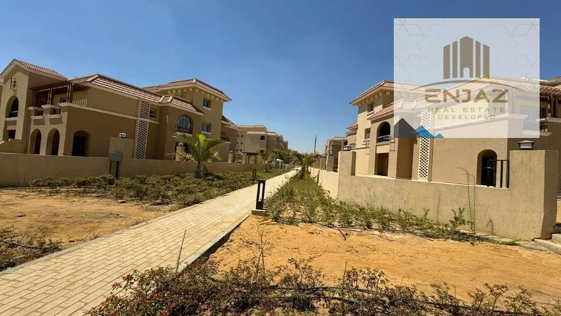 Corner Villa (Townhouse) for Sale in Maadi View