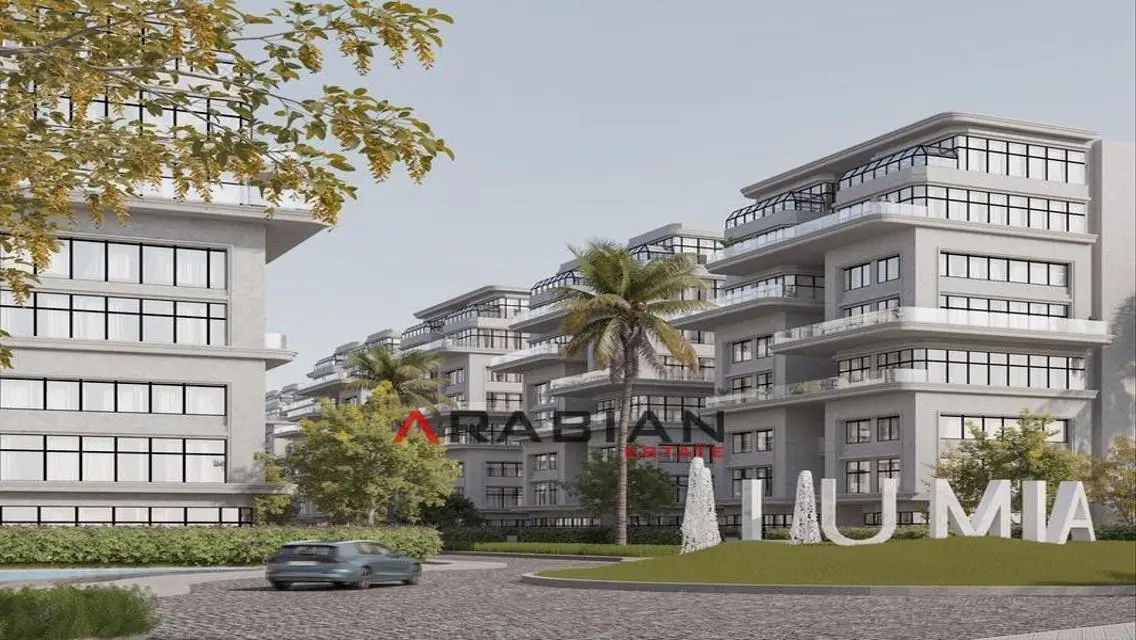 Luxury Apartment for Sale Overlooking Lakes