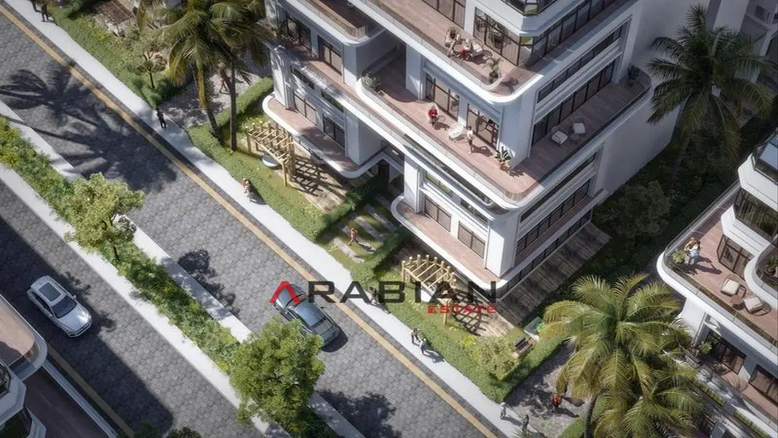 Luxury Apartment for Sale Overlooking Lakes