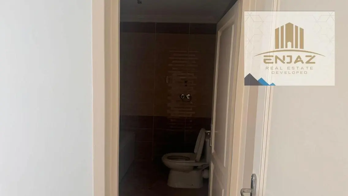 Luxury Apartment for Sale at 9,500,000 EGP | 3 Bedrooms & Shared Gym
