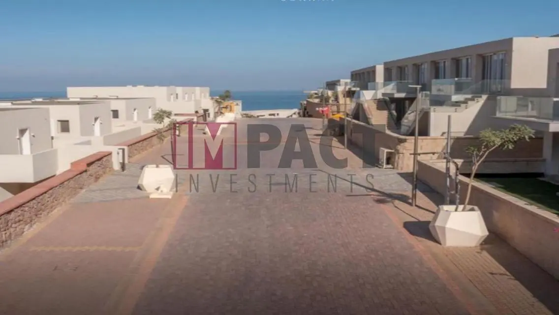 Finished chalet Sea view prime location Al sokhna