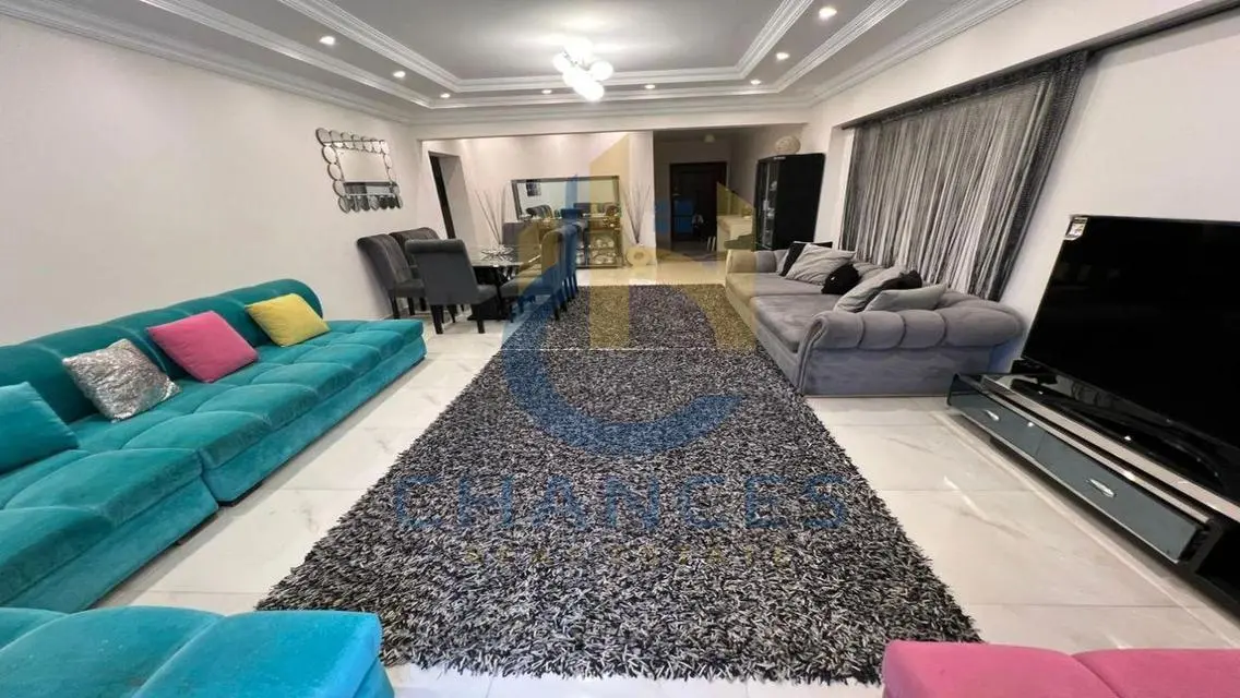 شقة فاخرة للبيع في قلب المدينة