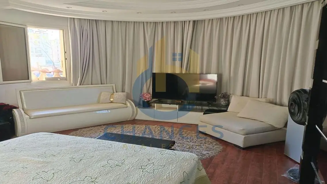شقة فاخرة للبيع في قلب المدينة