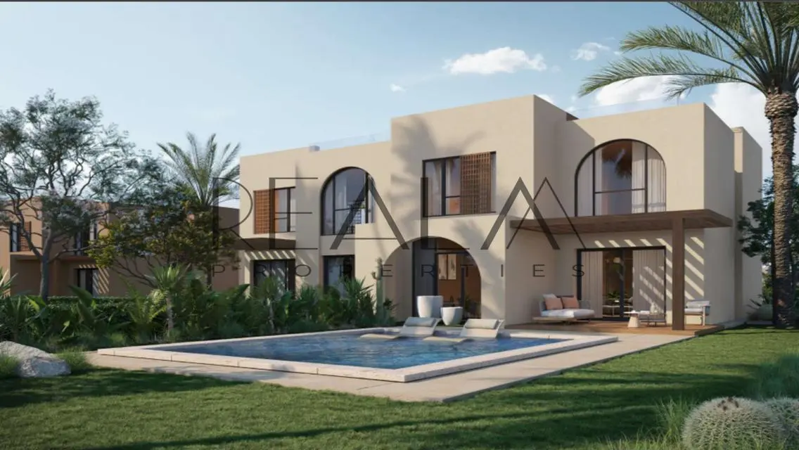 Standalone Villa direct on lagoon fully finished