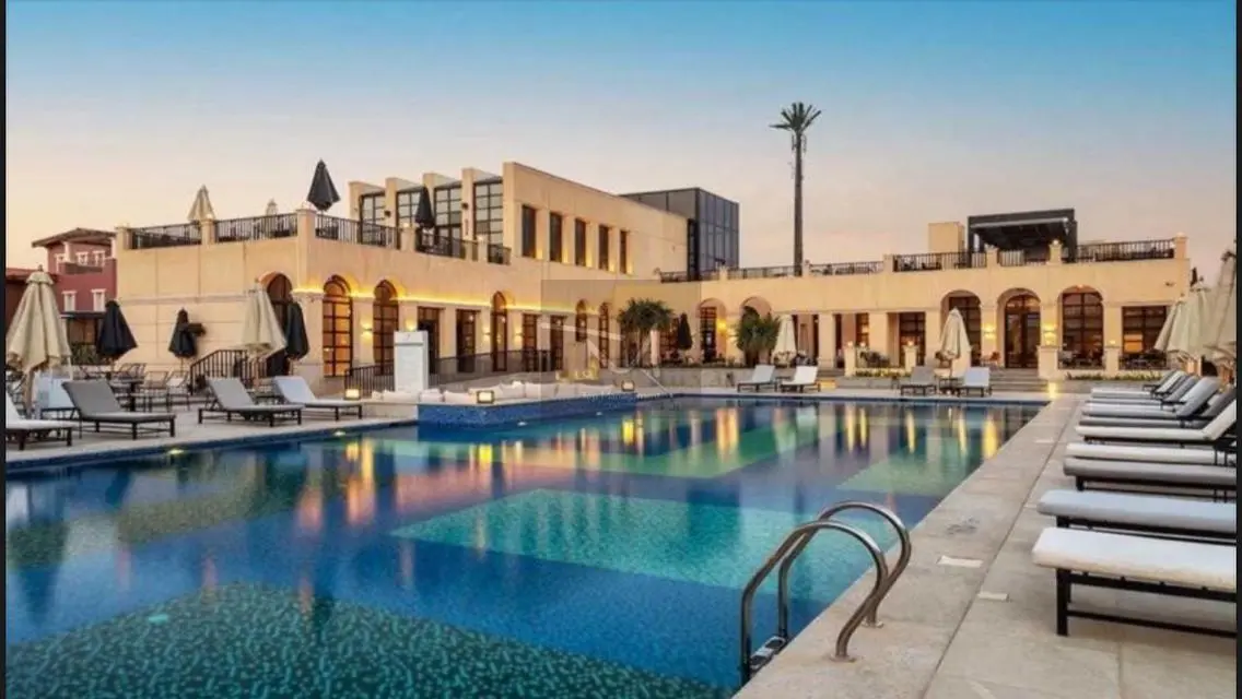 شقة في هايد بارك بمقدم 5% واقساط على 12 سنة