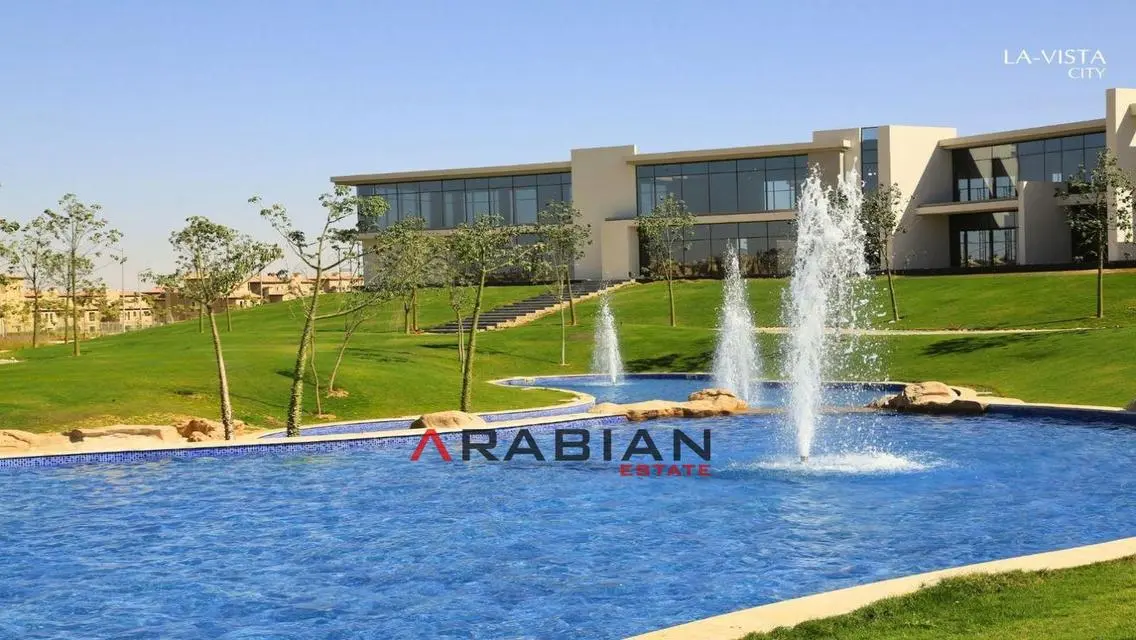 شقة رائعة مطلة على بحيرة مع كافة وسائل الراحة