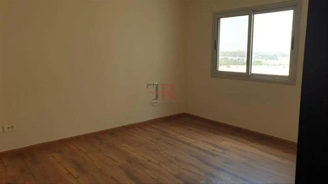 Apartment with garden view for rent in cfc