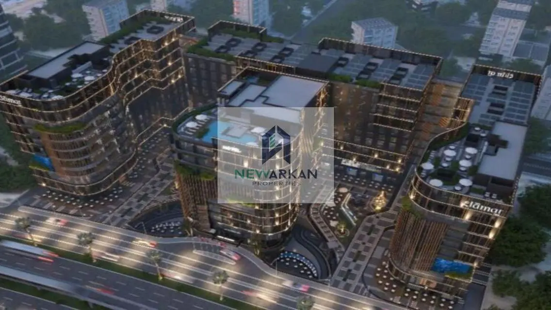مطعم للبيع ارضى على المحور المركزى، بمقدم 10%