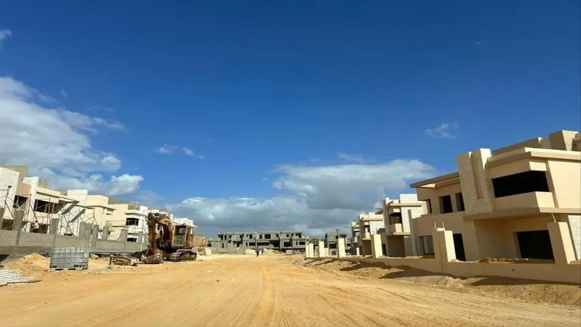 Town H inTawny with aprime price and location -RTM