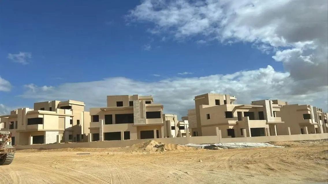Town H inTawny with aprime price and location -RTM