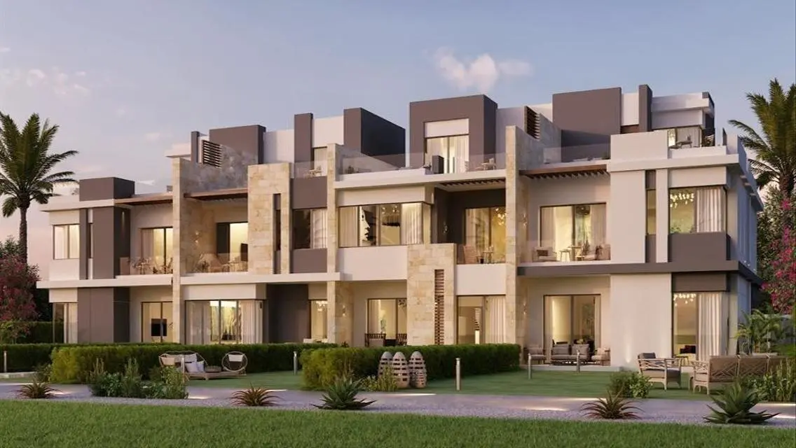 Town H inTawny with aprime price and location -RTM