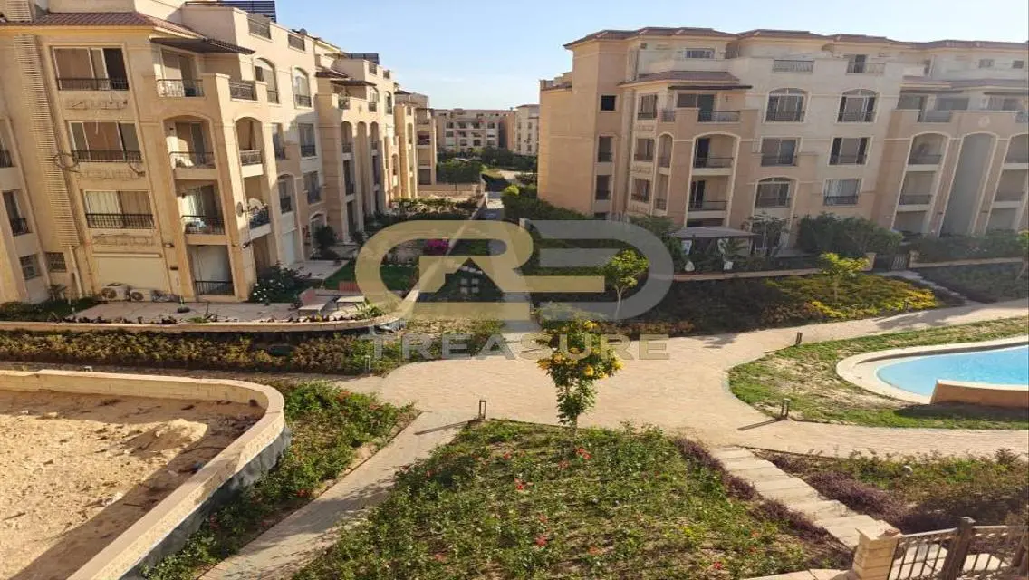 Apartment with garden for sale in Stone Residence.