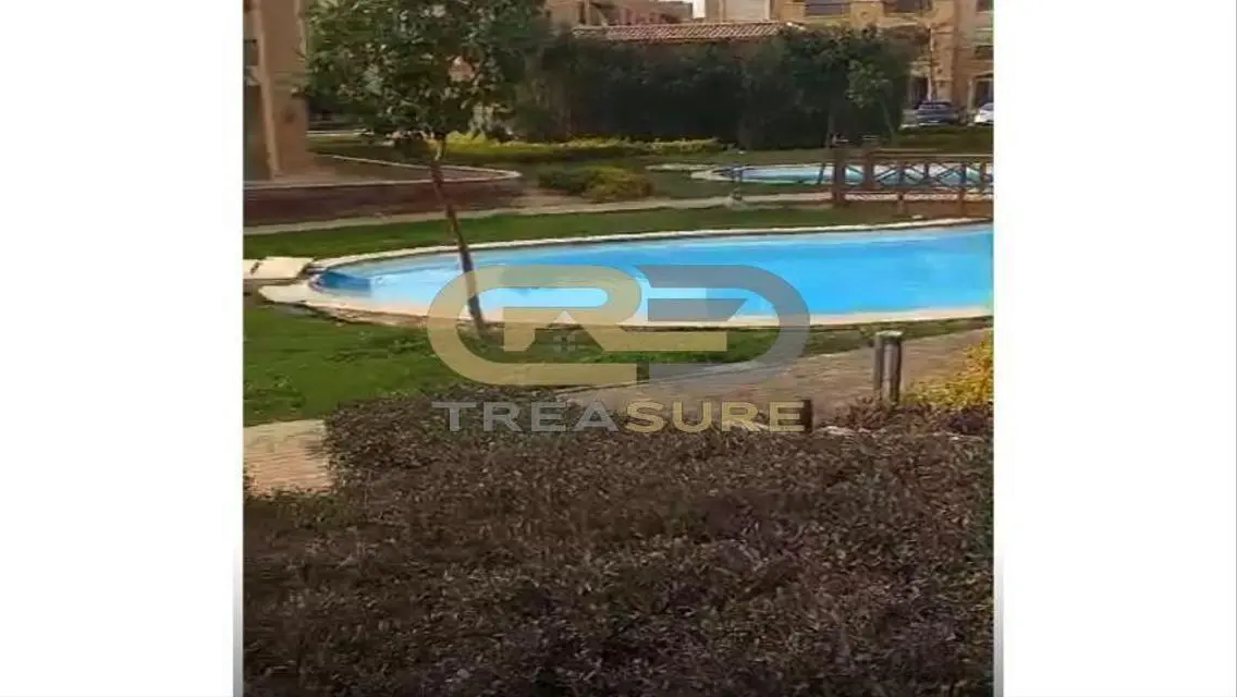 Apartment with garden for sale in Stone Residence.