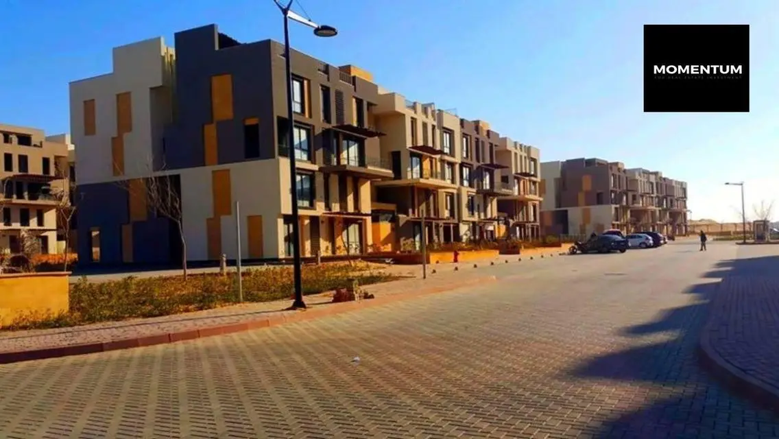 View Garden and the commercial mall-ready to move