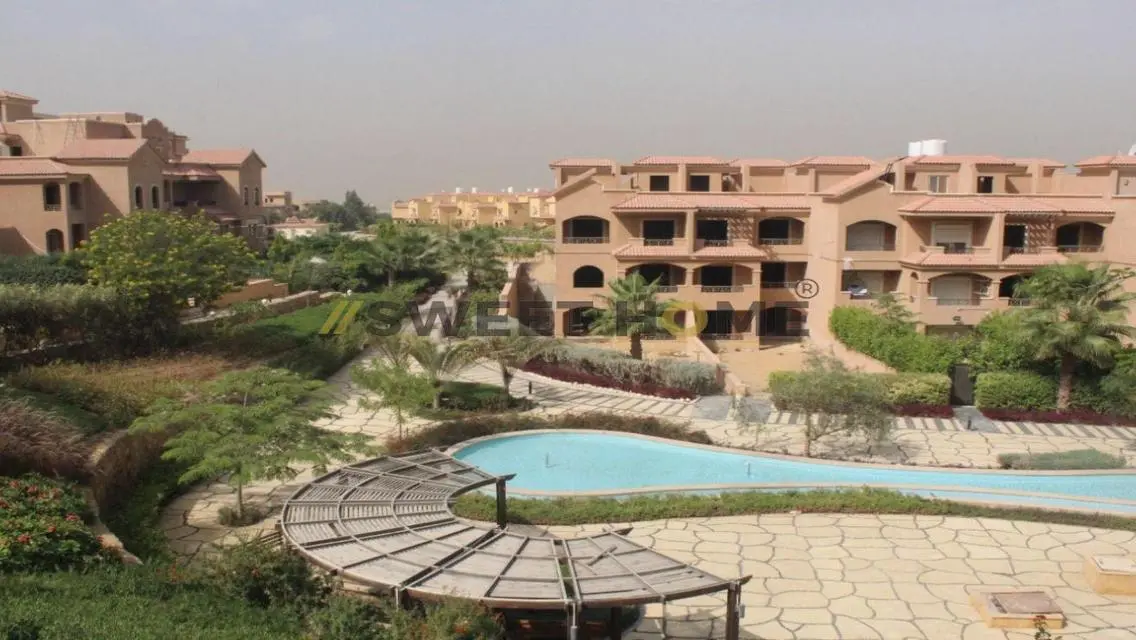 تاون هاوس ميدل للبيع في كمبوند لينا سبرنجز