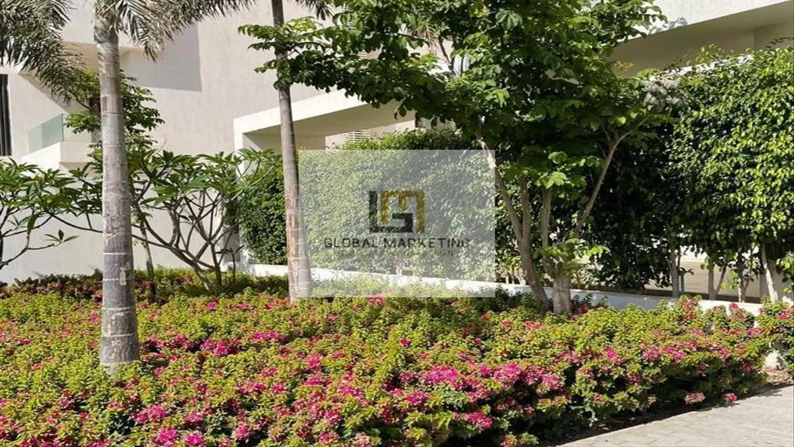 شقه مميزه مطبخ وتكيفات للايجار بأقل سعر ف ليك فيو