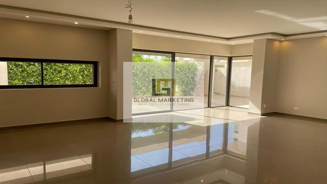 شقه مميزه مطبخ وتكيفات للايجار بأقل سعر ف ليك فيو