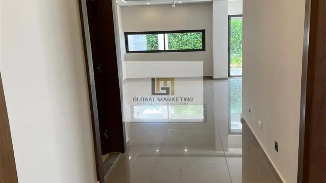 شقه مميزه مطبخ وتكيفات للايجار بأقل سعر ف ليك فيو