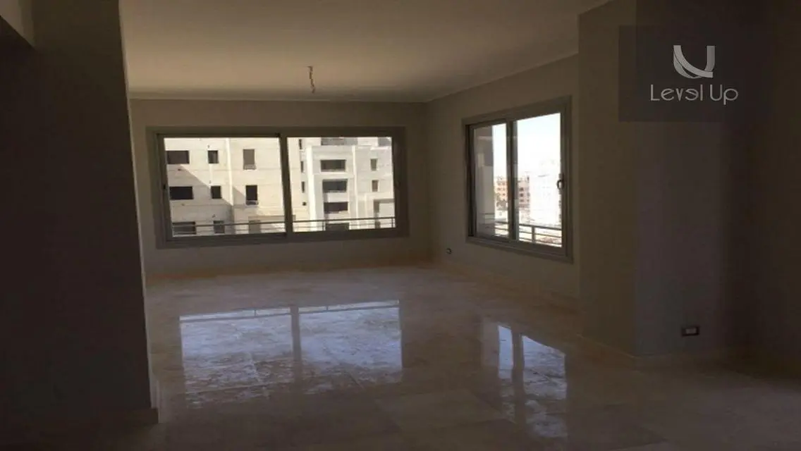 Duplex for sale, fully finished, in Village Gate