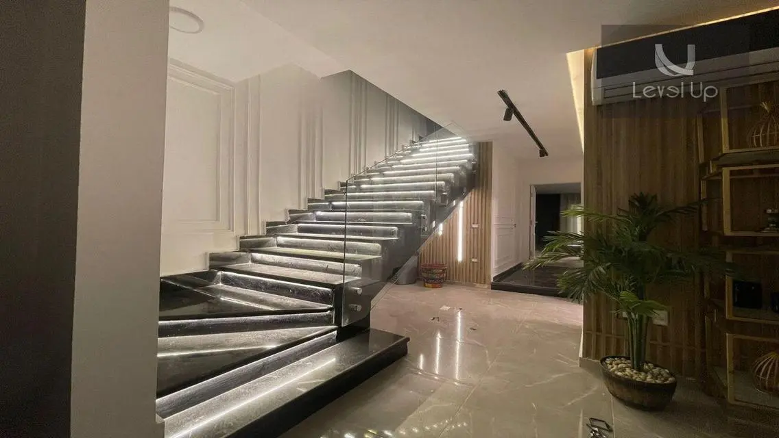 penthouse for sale ultra superlux in M.V HYDE PARK