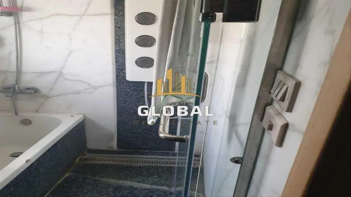 فيلا فاخرة للبيع في كود أب تاون 81