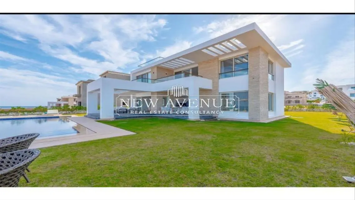 Standalone Direct sea view in Jamaran-Sahlhasheesh