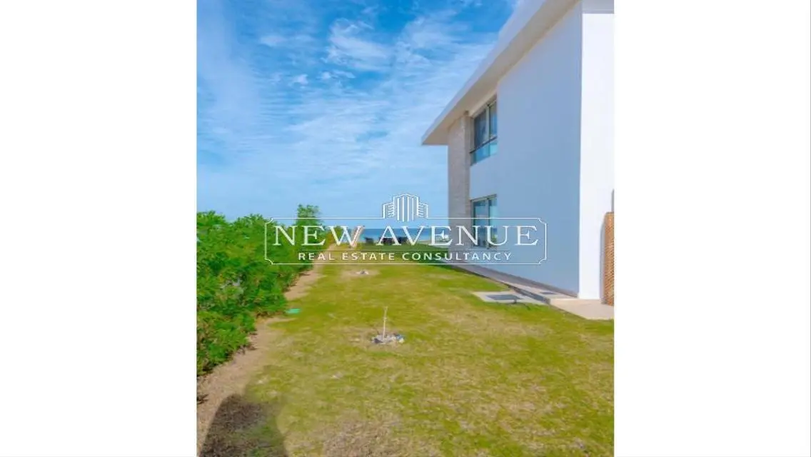 Standalone Direct sea view in Jamaran-Sahlhasheesh